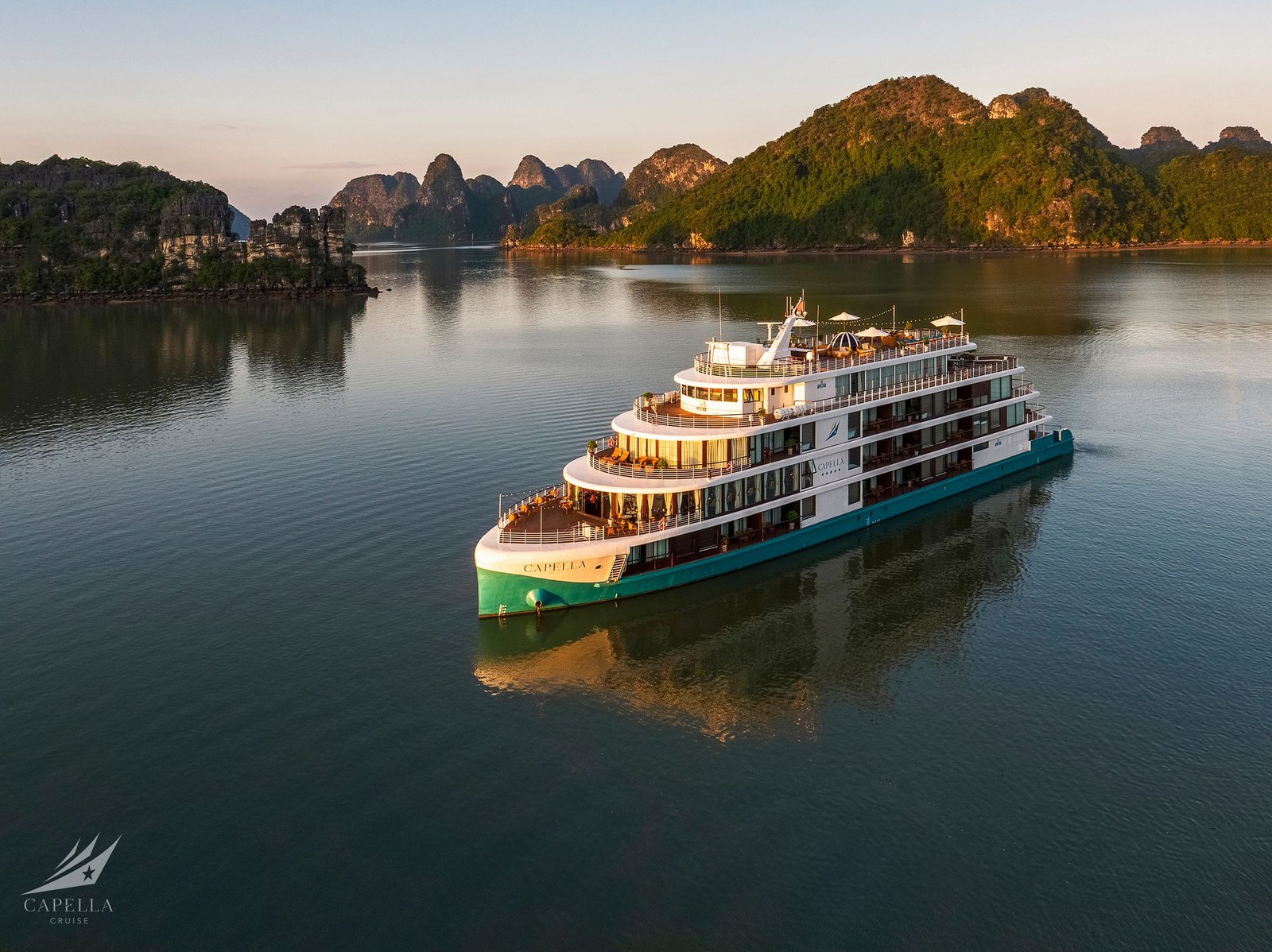 Capella cruise halong bay - Luxcotravels.com