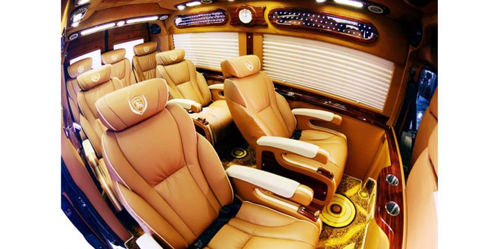 Luxury 9-seat limousine interior for Hanoi Airport transfer - Luxco Travels