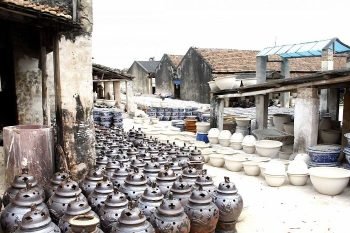 Panoramic view of ceramic art at Bat Trang village, showcasing traditional Vietnamese pottery craftsmanship.