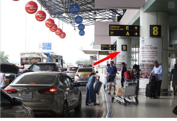 PIck up hanoi airport to Sapa by cabin bus