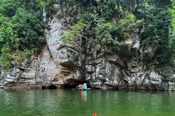 Hoa Lu Trang An Mua Cave 1 Day Tour Vietnam LuxcoTravels ancient sites scenic boat ride karst landscape cultural exploration
