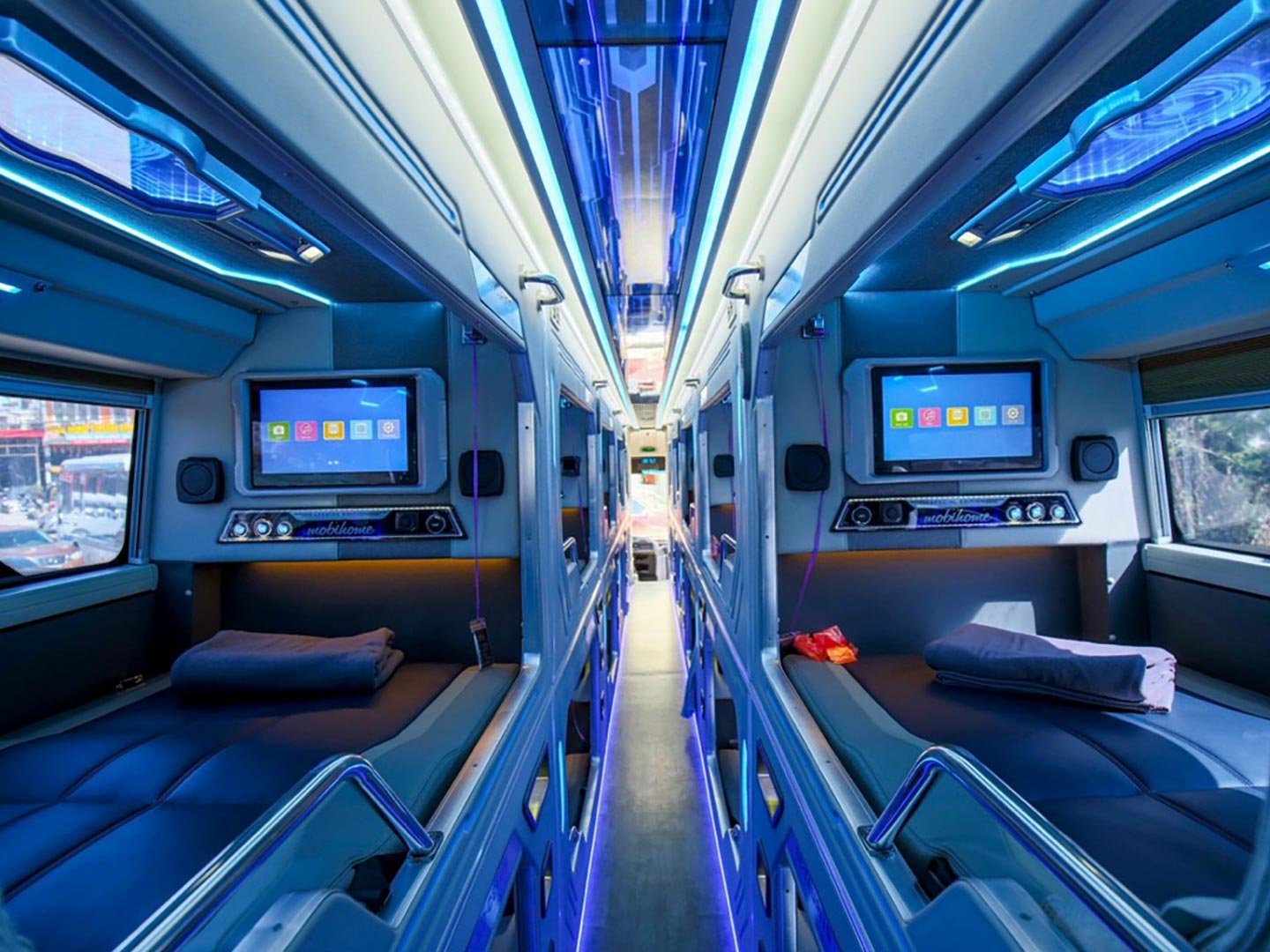 Hanoi to Hue By cabin bus