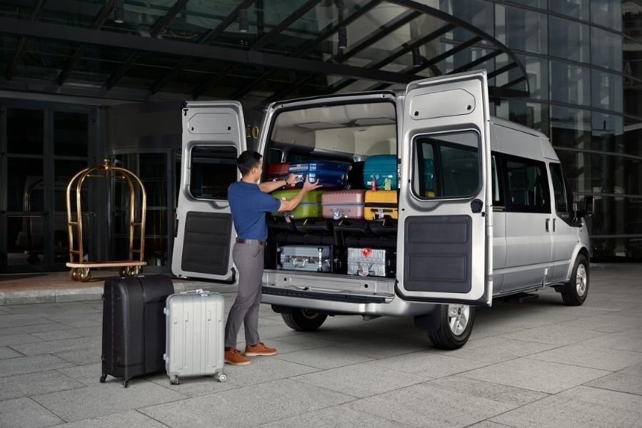 hanoi to Halong bay by 16 seats car